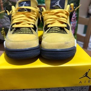 USED Boys Air Jordans Retro 4 with box
